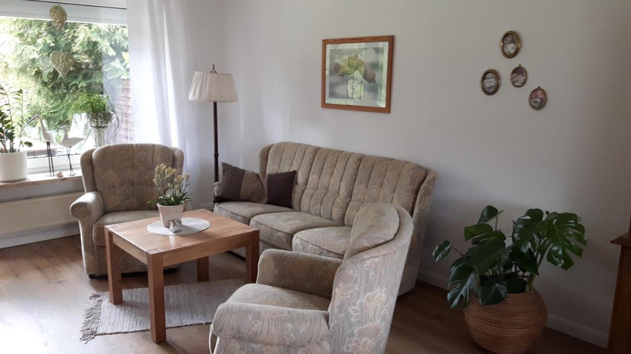 Ferienhaus Gartenstrasse Osten Buitenkant foto